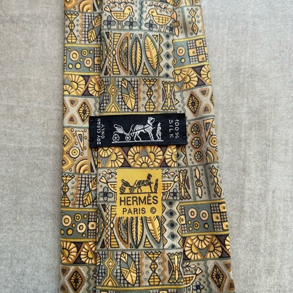 HERMES Egyptian Print - Picture 4 of 4